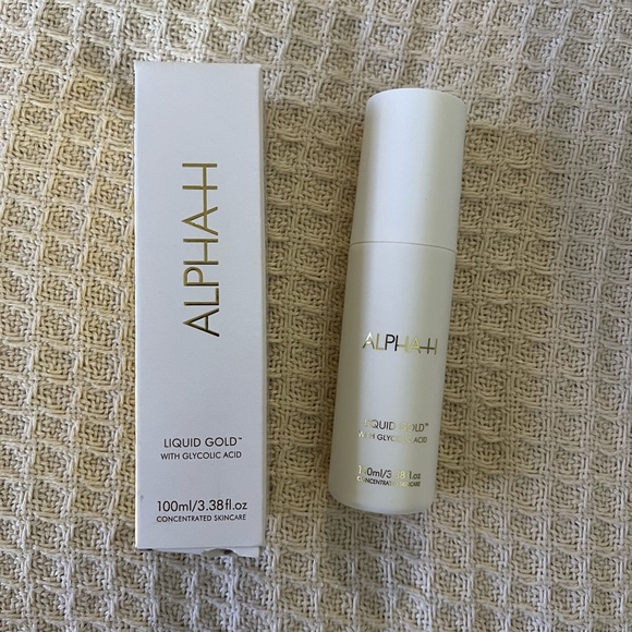 Liquid Gold - Picture 2 of 3